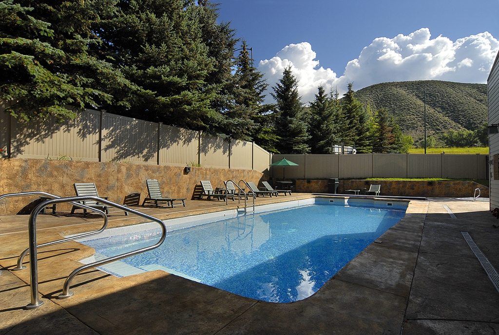 Heated Outdoor Pool