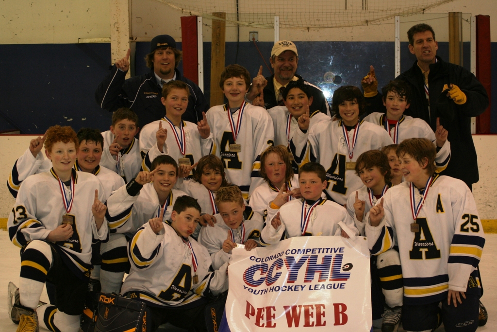 CCYHL PEE WEE B LEAGUE CHAMPIONS 2011-2012